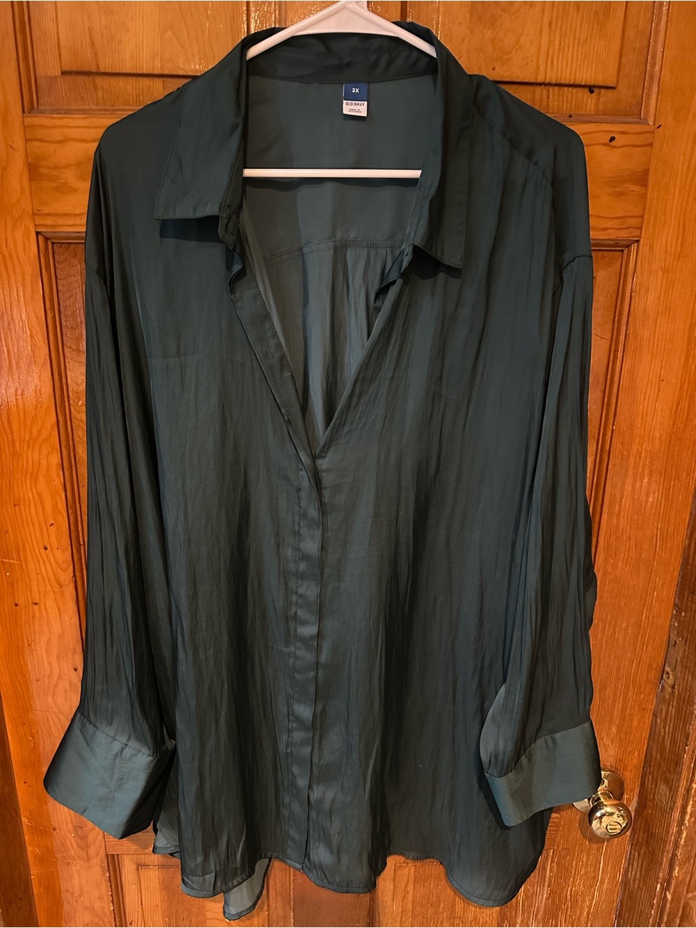 Women’s Dark Forrest Green Satin Like Button-Front Shirt